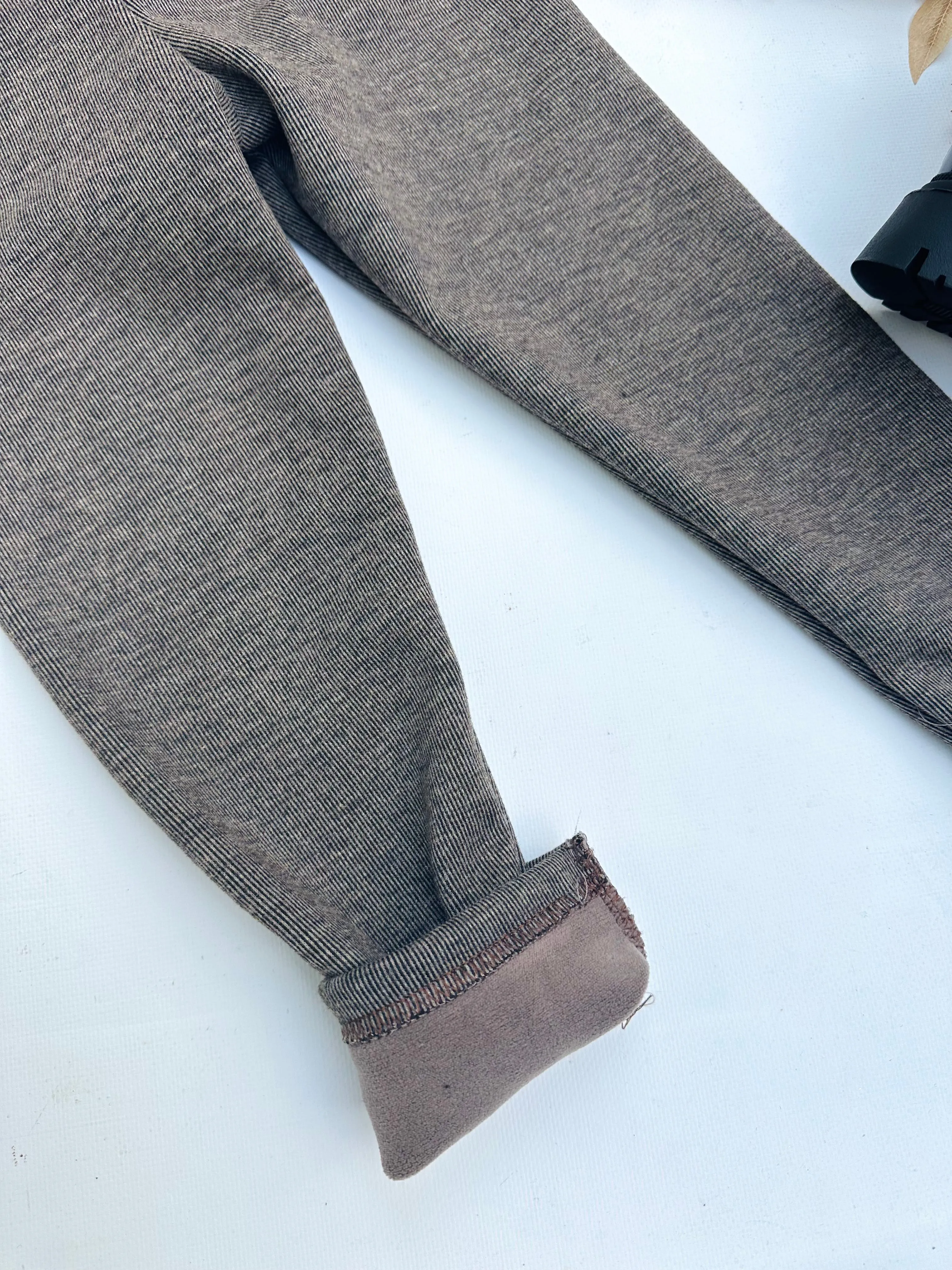 Brown warm leggings
