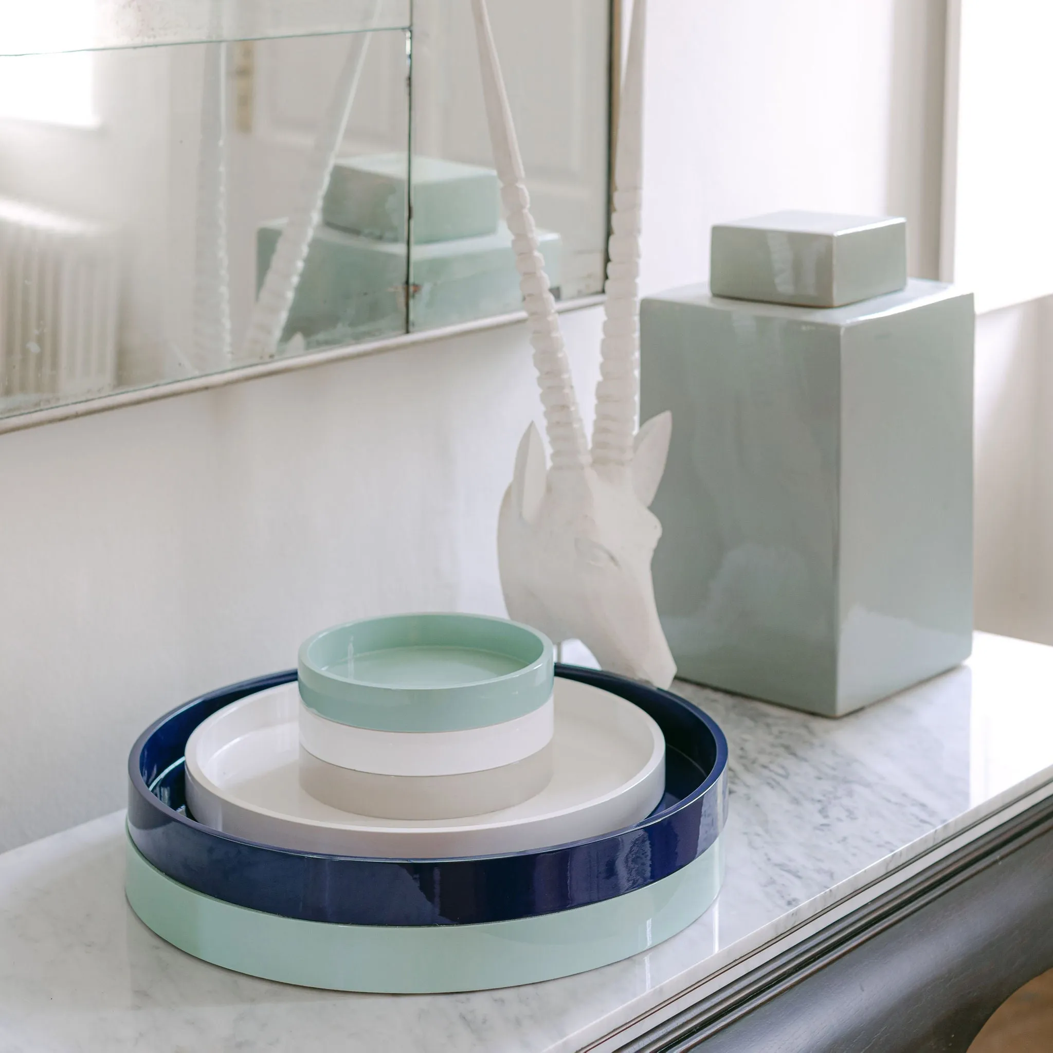 Eau De Nil Straight Sided Round Large Lacquered Tray