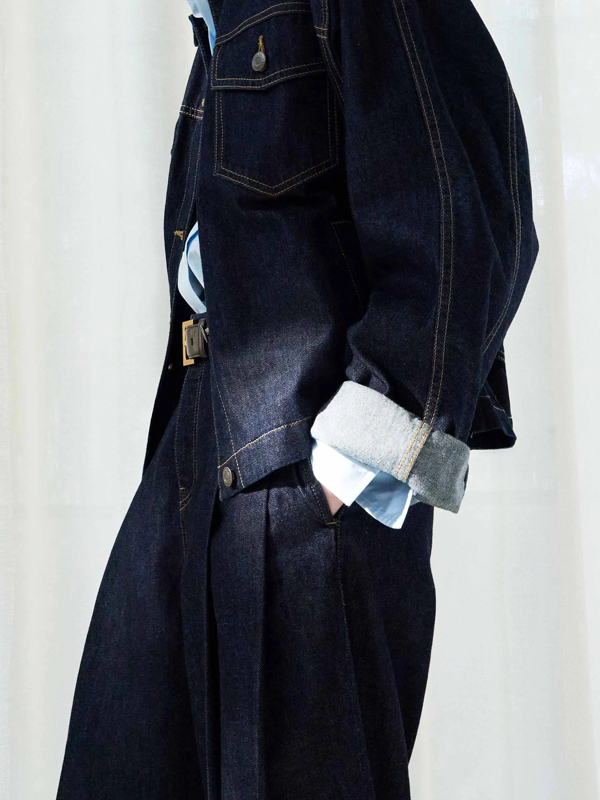 Front Pleated Straight Jeans