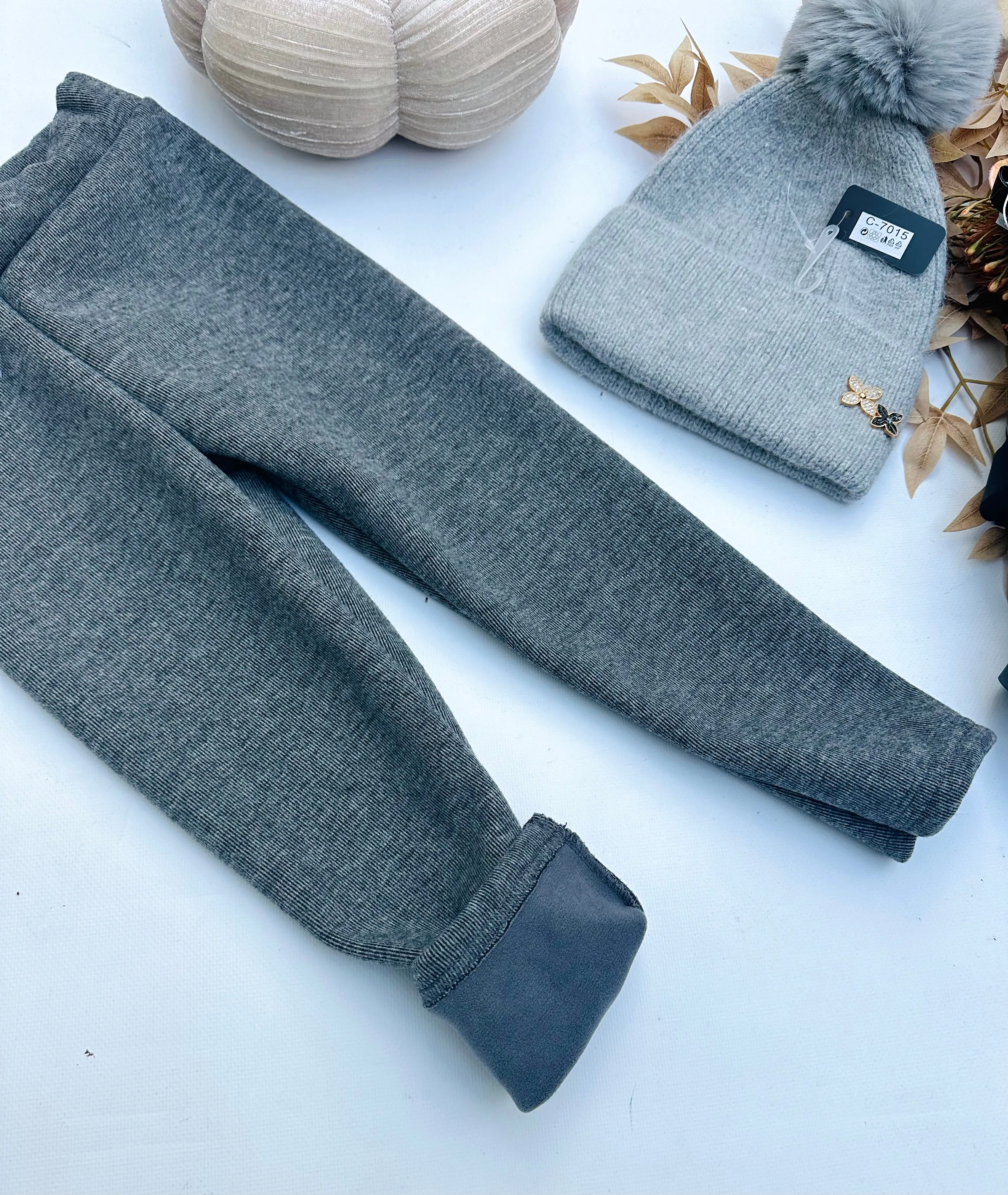Grey warm leggings