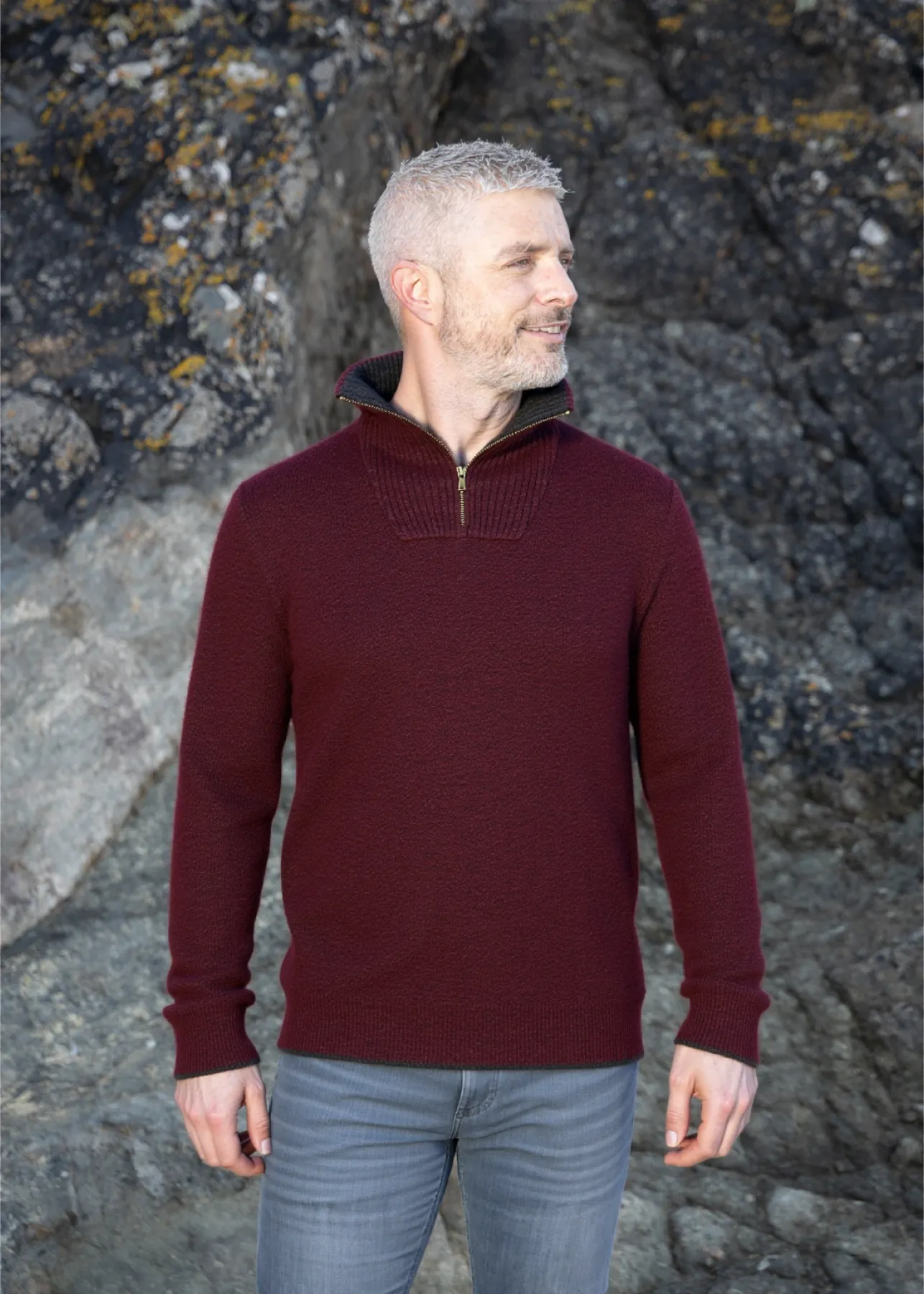 IrelandsEye Men's Lambswool Zip Sweater | Claret