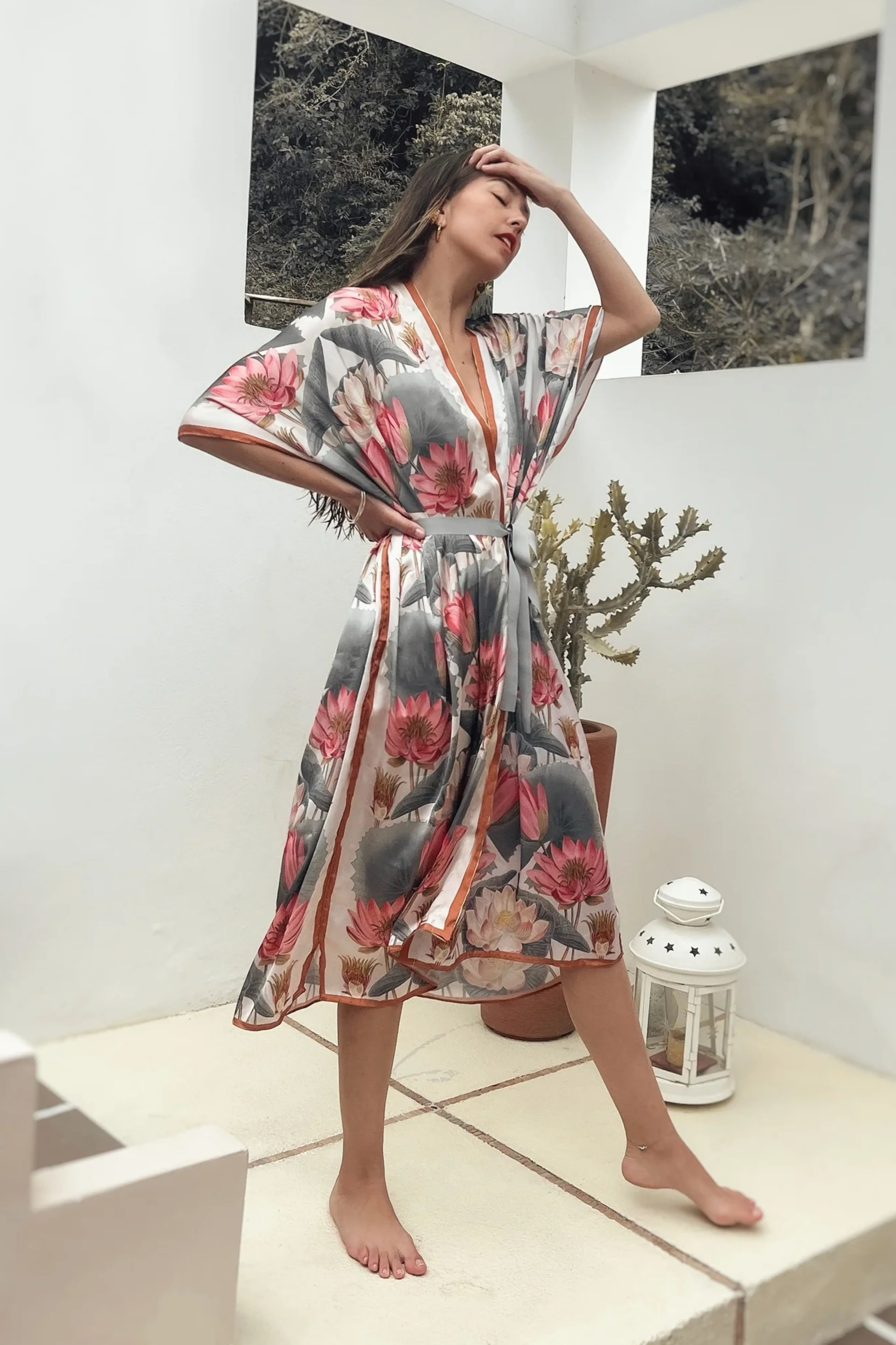 Kimono Lotus