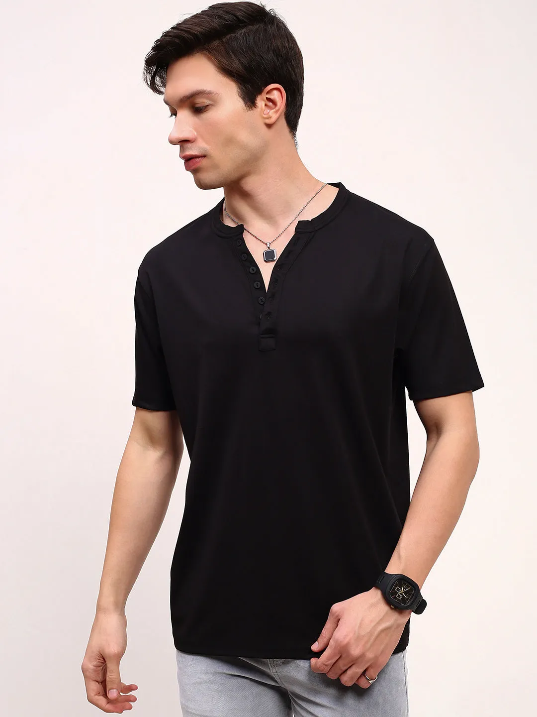 Men Black Solid Henley Neck T-Shirt