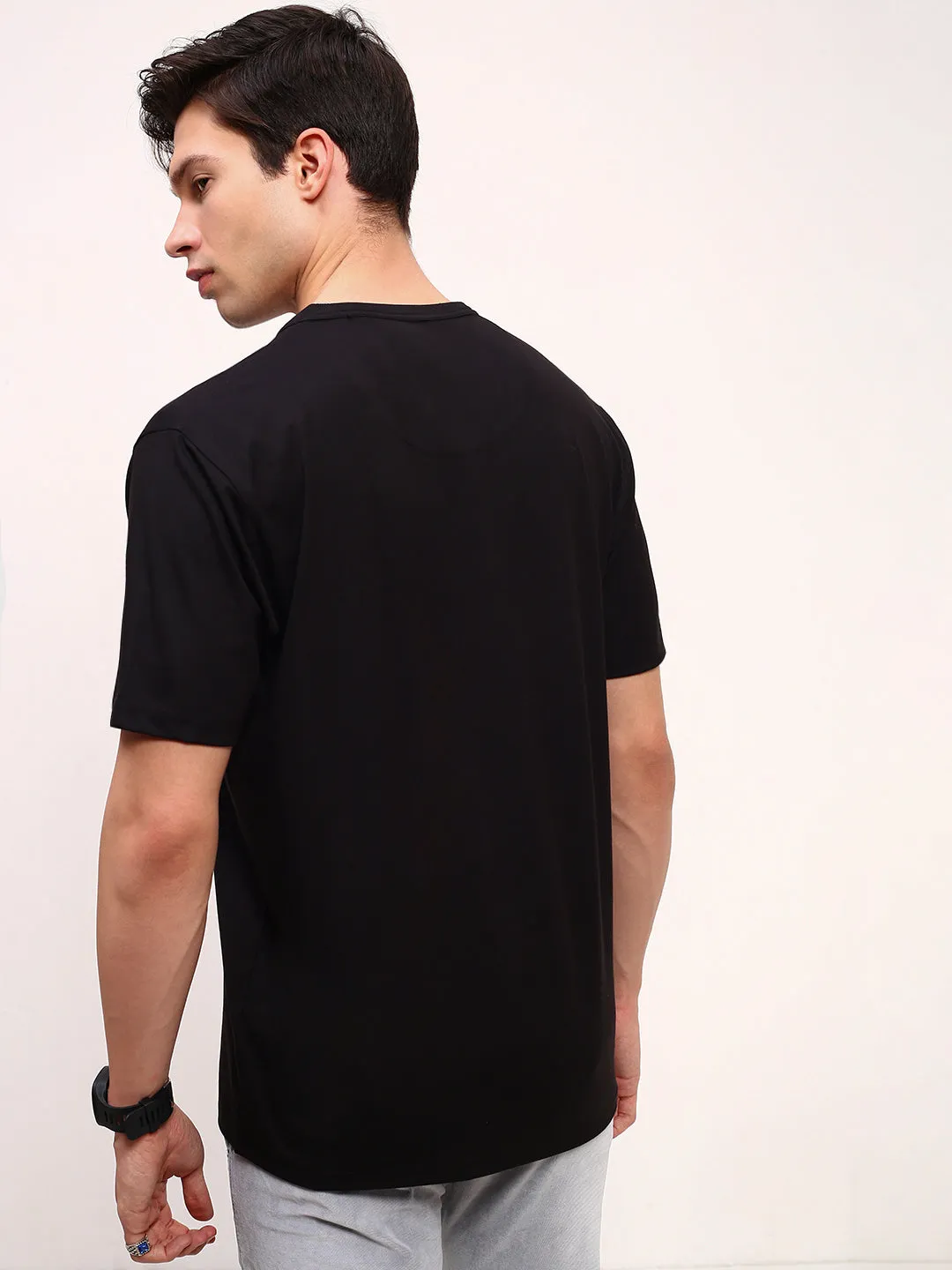Men Black Solid Henley Neck T-Shirt