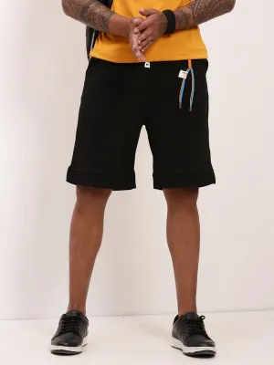 Men Black Solid Mid-Rise Shorts