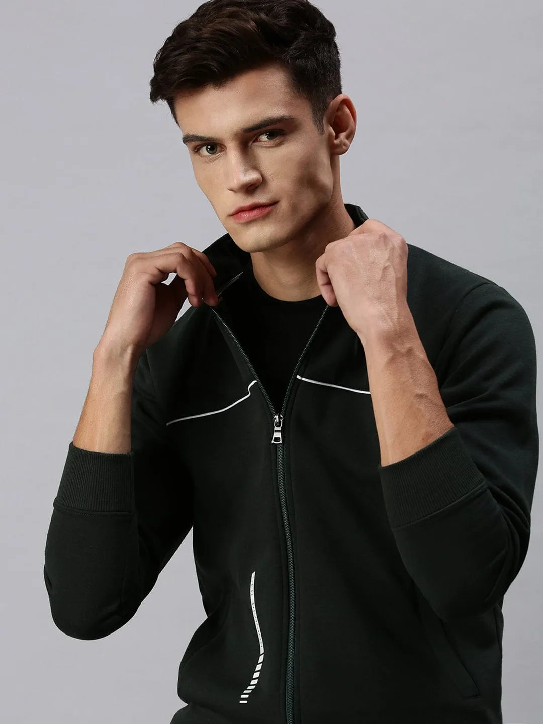 Men Green Solid Casual Sweatshirt