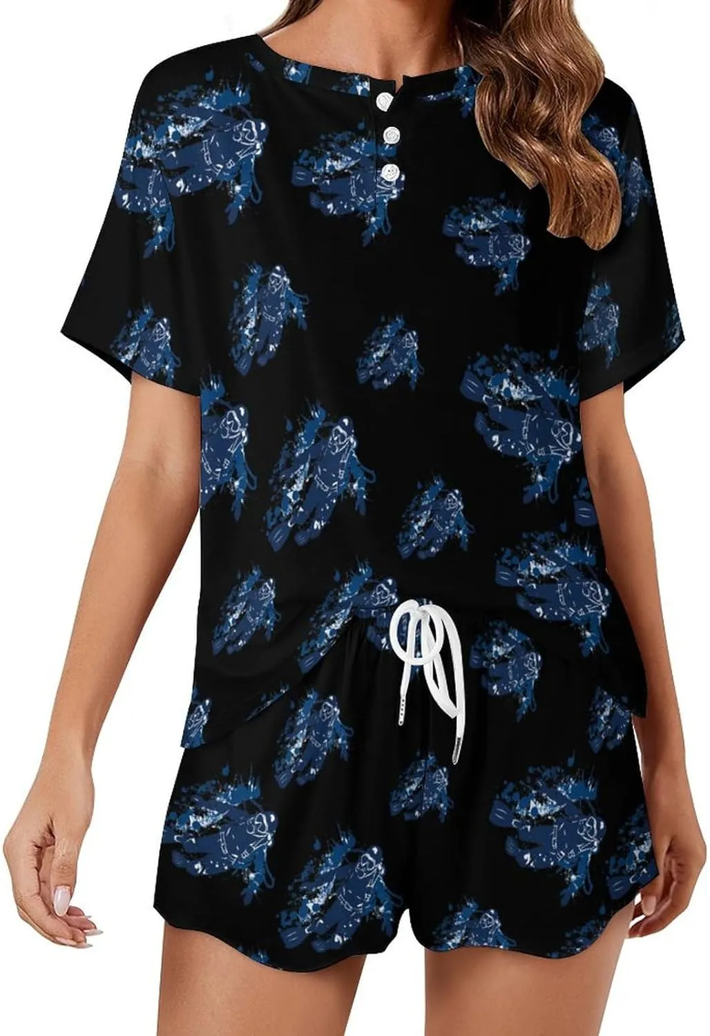Scuba Diving Under Water Diver Women's Pajama Sets Short Sleeve Shirt And Shorts Cozy Sleepwear Loungewear Pjs