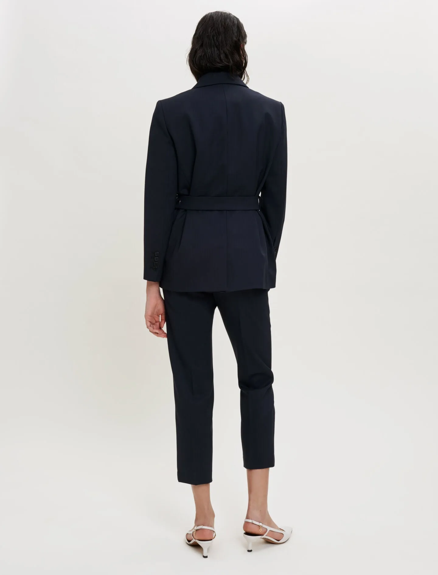 TAILORED JACKET WITH CHAIN BELT