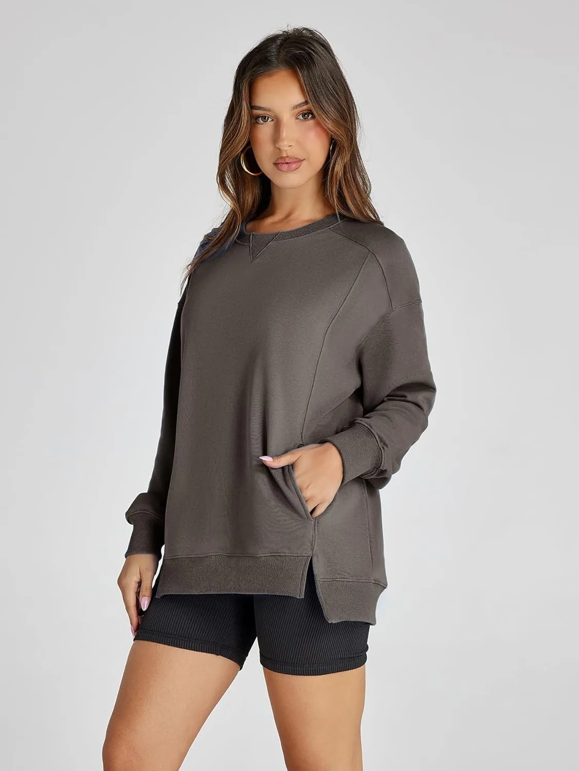 Women's Sweatshirt Casual Crew Neck Sweatshirts Loose Fit Long Sleeve Pullover Tops with Pockets